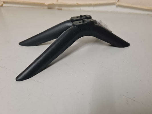 EKO K49FST L&R FEET & SCREWS