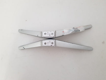 JVC LT-40N570AN L&R FEET & SCREWS