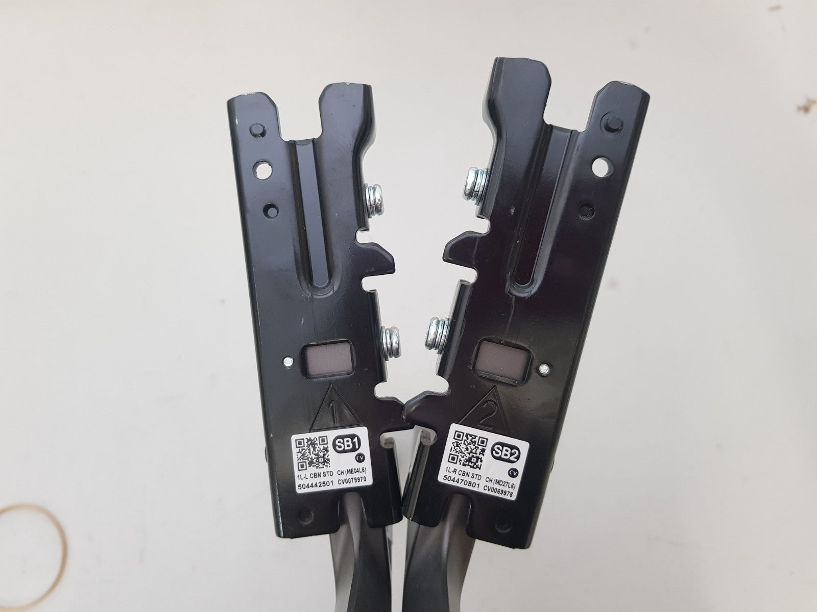 SONY XR- 55X90L 65X90L L&R FEET & SCREWS