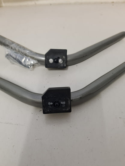 EKO K750UGTWQ L&R FEET & SCREWS