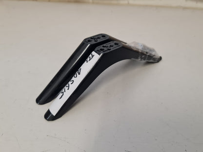 TCL 40S615 L&R FEET & SCREWS