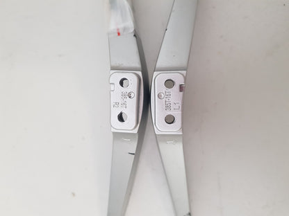 JVC LT-40N570AN L&R FEET & SCREWS