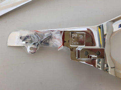 GENUINE HISENSE 55P7 L&R FEET & SCREWS