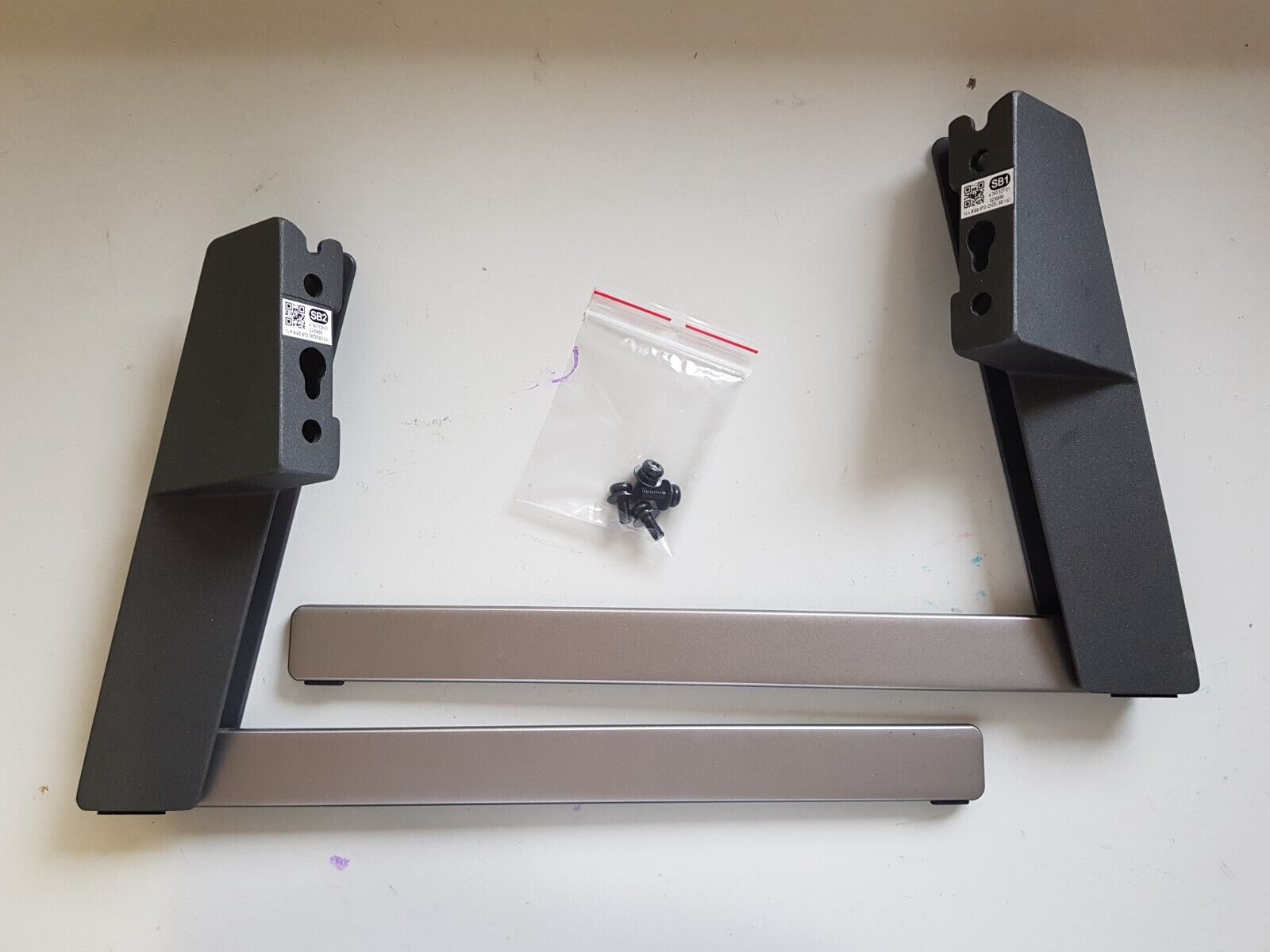 GENUINE SONY KD55X9500G L&R FEET & SCREWS