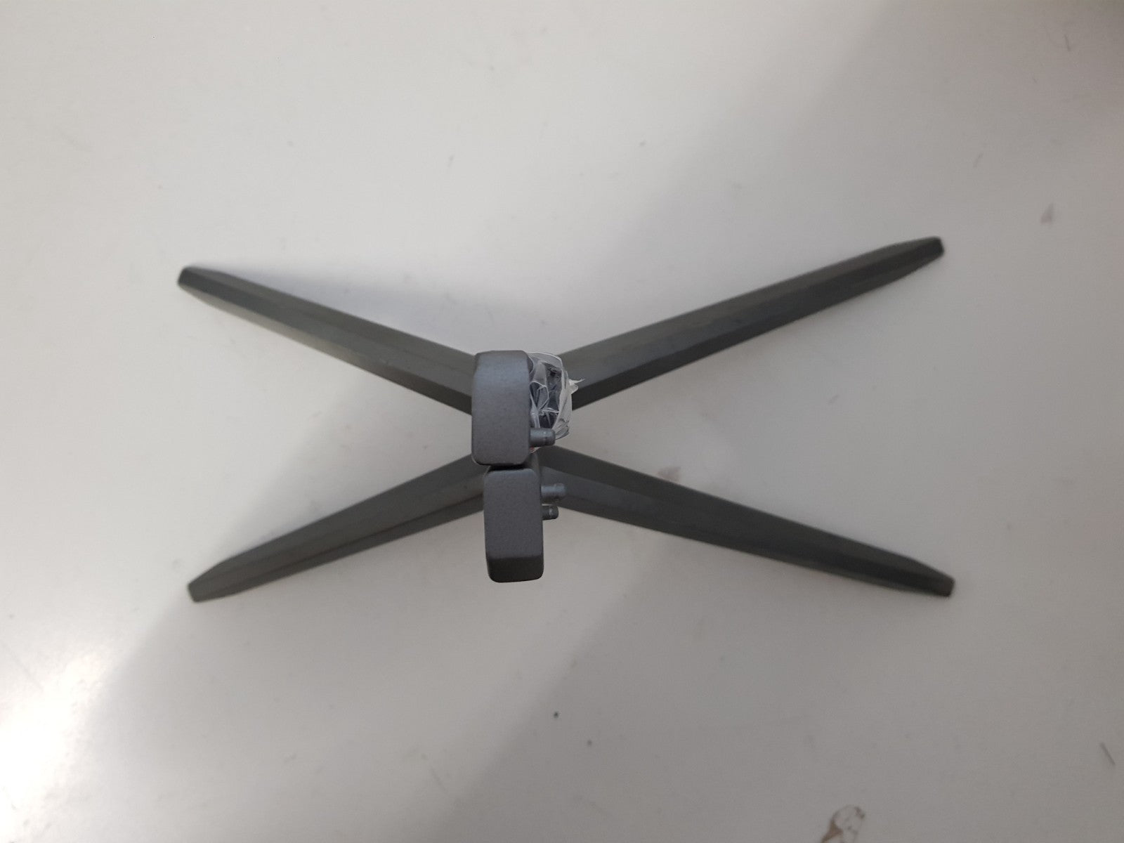 EKO K750USN L&R FEET & SCREWS