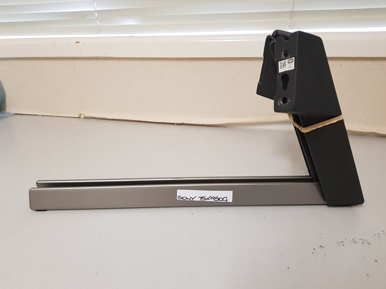 GENUINE SONY XBR75X950G L&R FEET