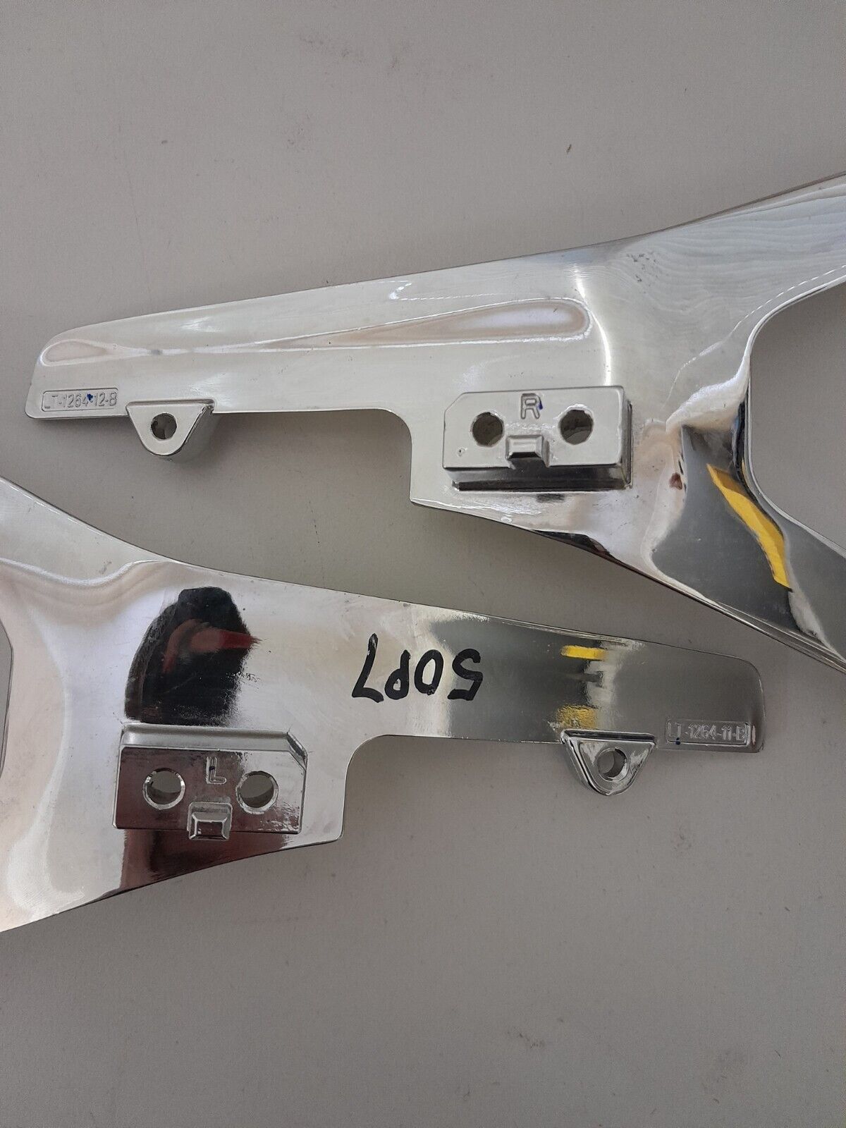 GENUINE HISENSE 50P7 L&R FEET