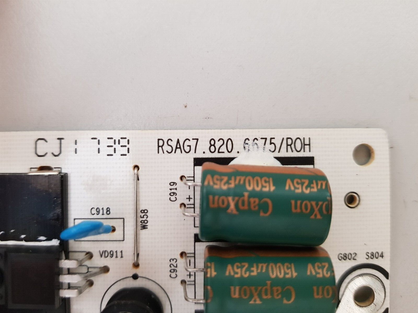 GENUINE HISENSE 65N6 POWER SUPPLY BOARD RSAG7.820.6675 204774