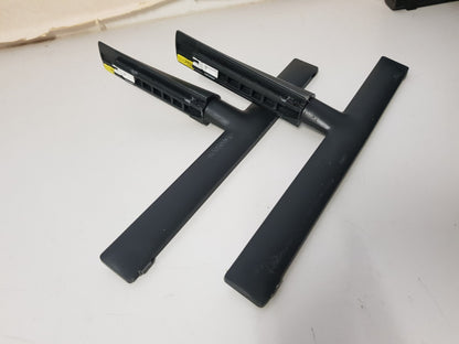 SAMSUNG UA75AU8000 L&R FEET