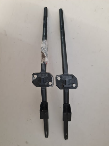 HISENSE 75U6QAU PRO L&R FEET & SCREWS