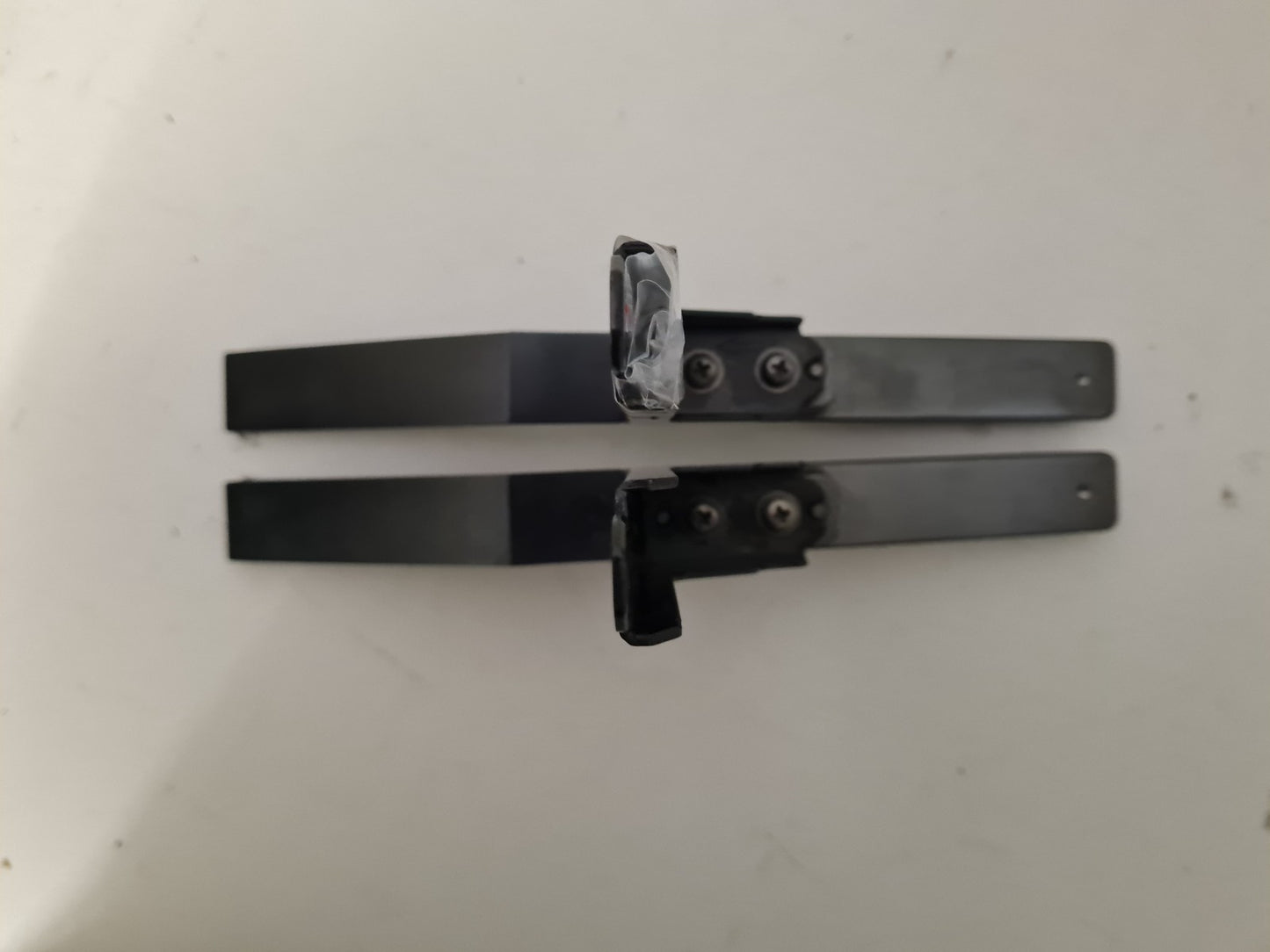 PANASONIC TH- 55EZ950U L&R FEET & SCREWS