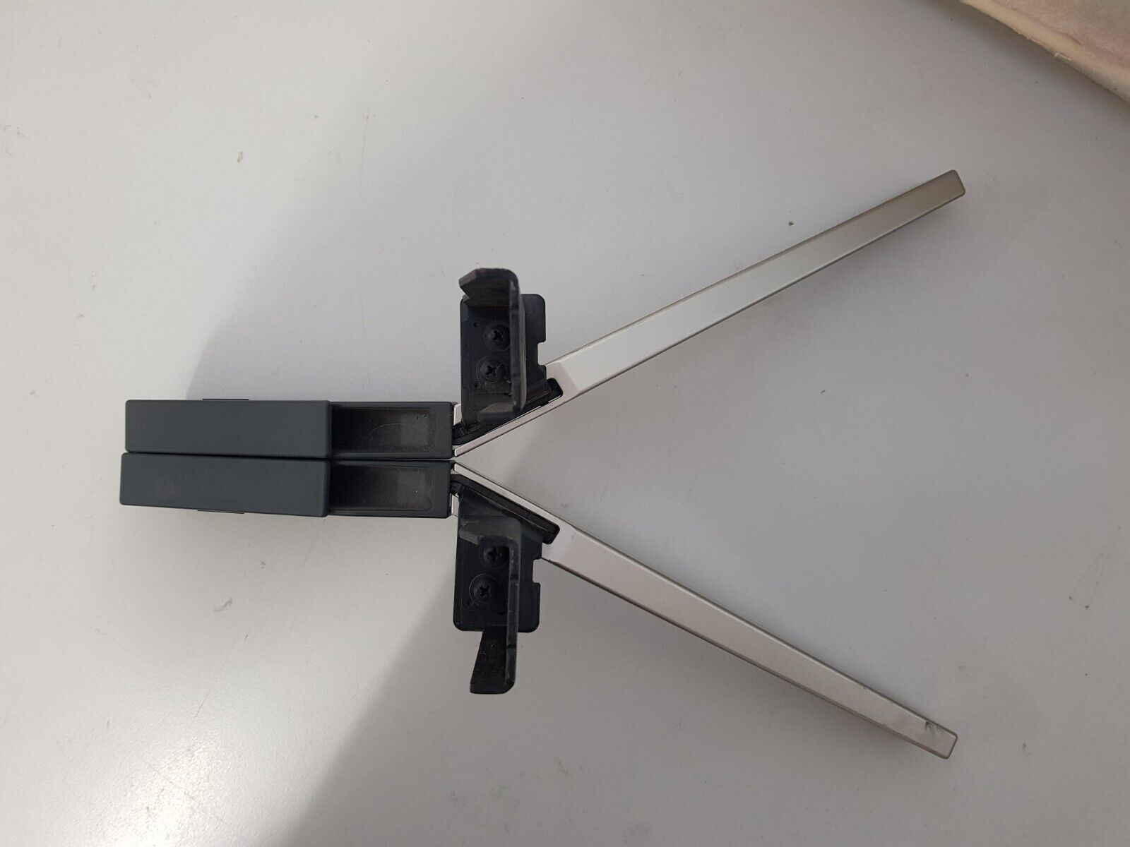 GENUINE SONY 55X7500F 65X7500F L&R FEET