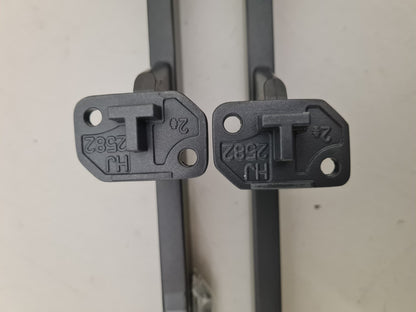 HISENSE 65Q6NAU L&R FEET & SCREWS