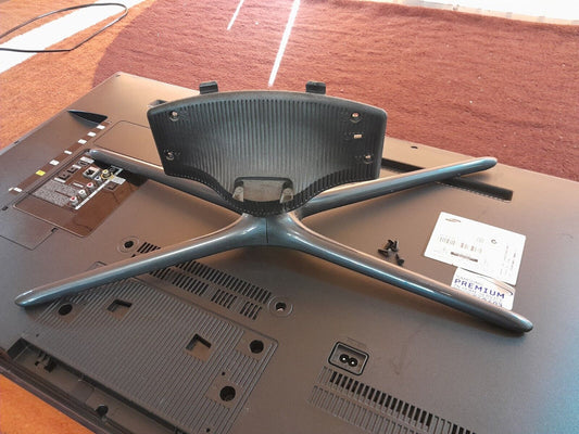 GENUINE SAMSUNG UA40F6400 STAND & SCREWS