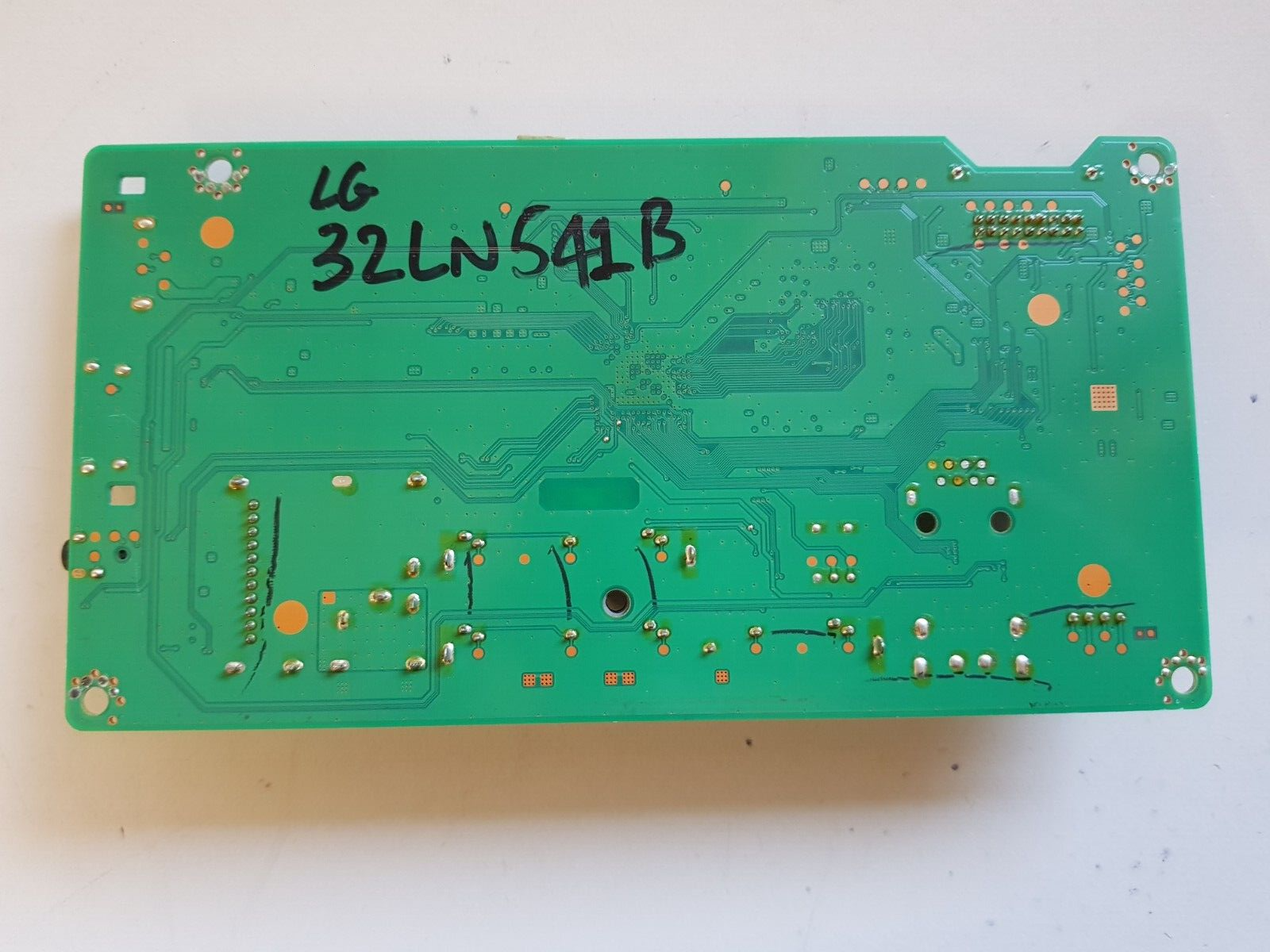 GENUINE LG 32LN541B MAIN BOARD 341L016N EAX65049105 (1.1)