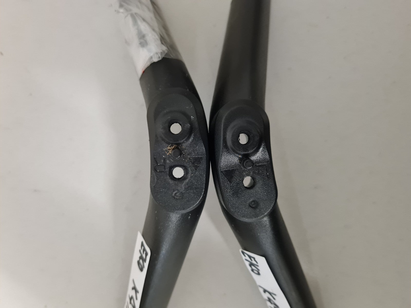 EKO K49FST L&R FEET & SCREWS